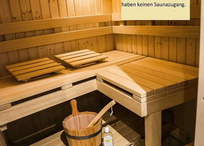 Erstklassige Hotels mit Pool Feldberger Seenlandschaft